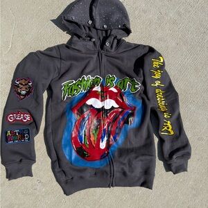 Fashion Art Gray Zip-Up Sweater